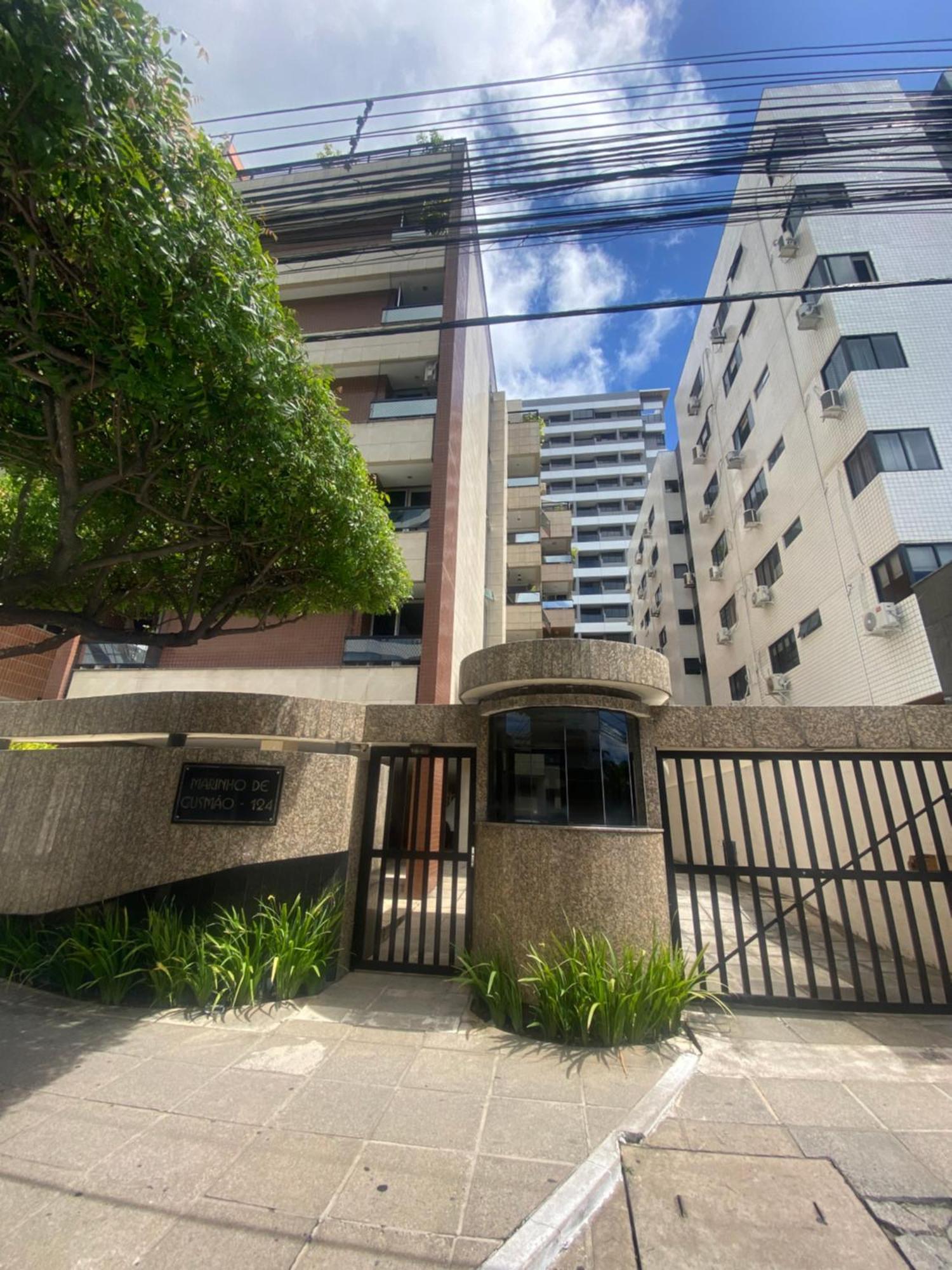 E Sala A 150 Metros Da Apartamento