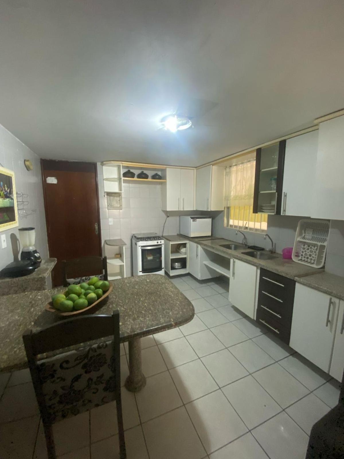 Apartamento E Sala A 150 Metros Da *