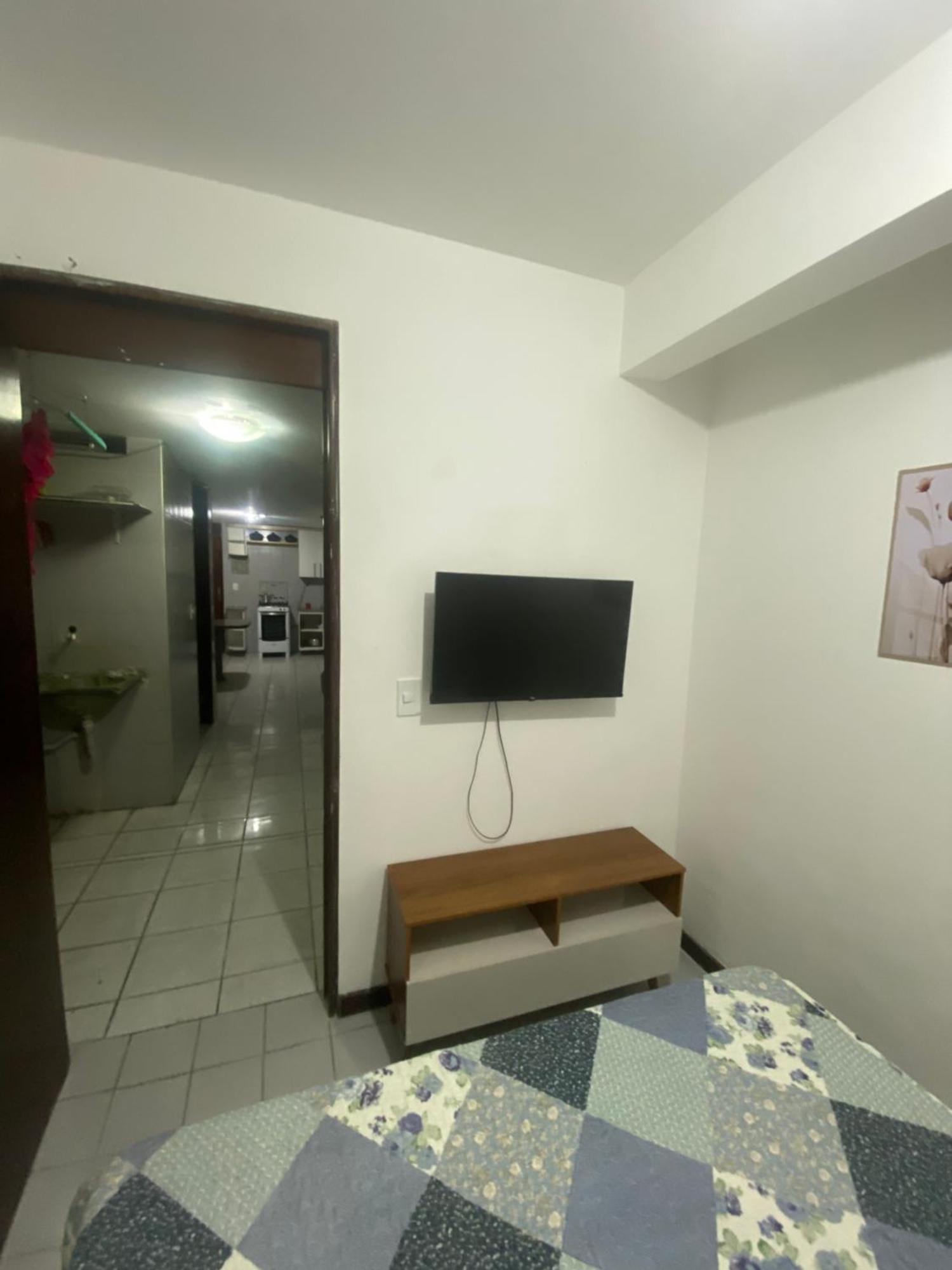 E Sala A 150 Metros Da Apartamento *